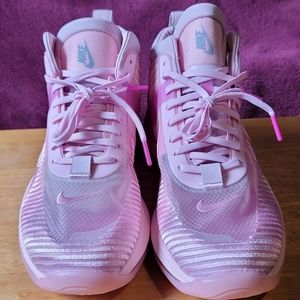 NIKE JOHN ELLIOTT X LEBRON ICON